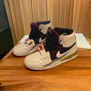 Nike Air Jordan’s Legacy 312 Olympic- Men